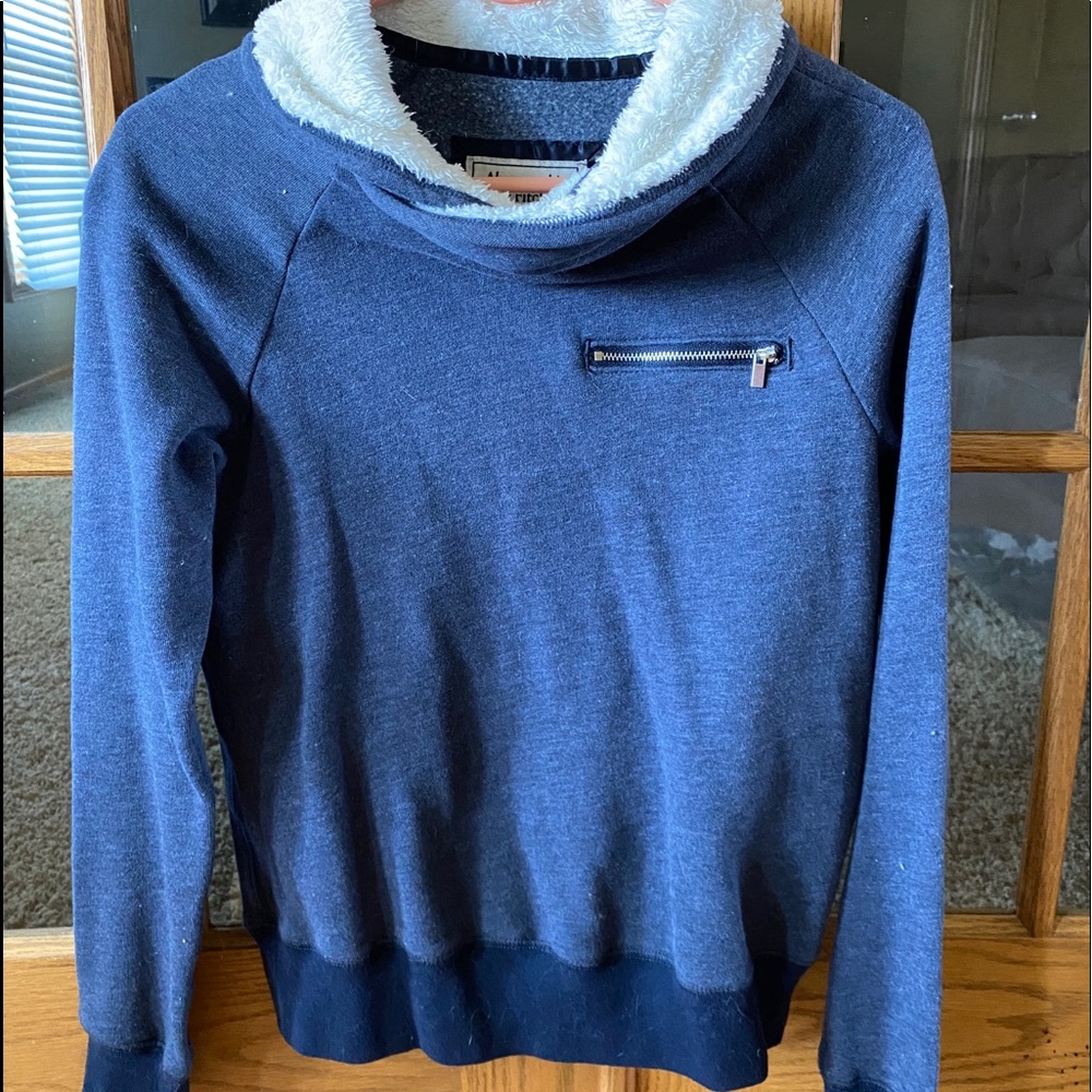 Women’s Sweater